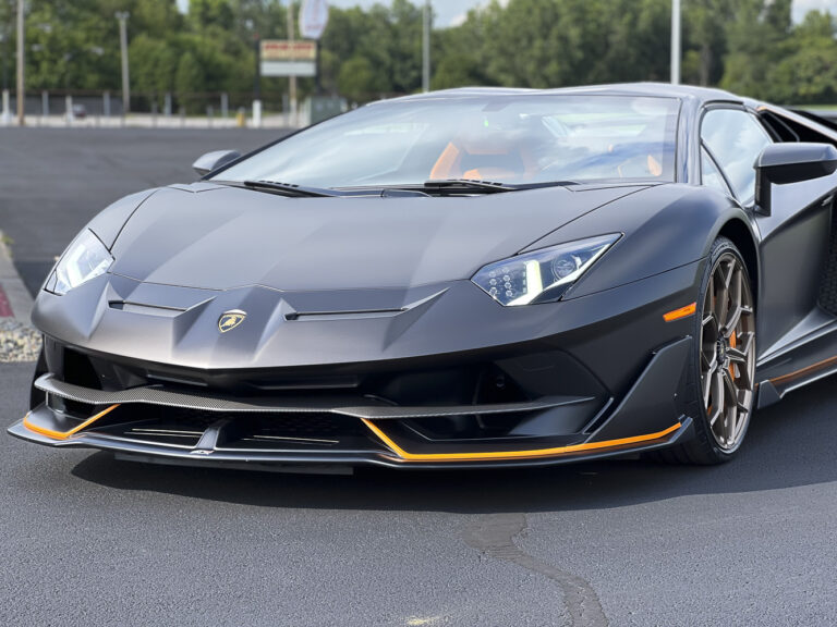 Lamborghini SVJ V.I.C.