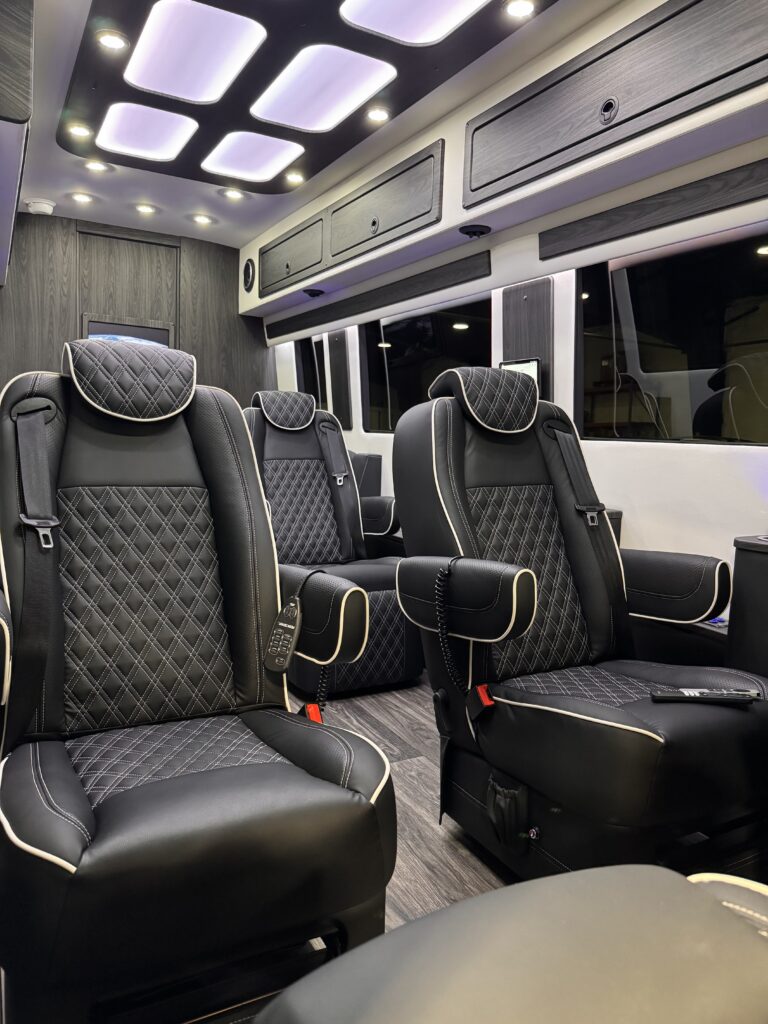 OGV Luxury Coach 10OB